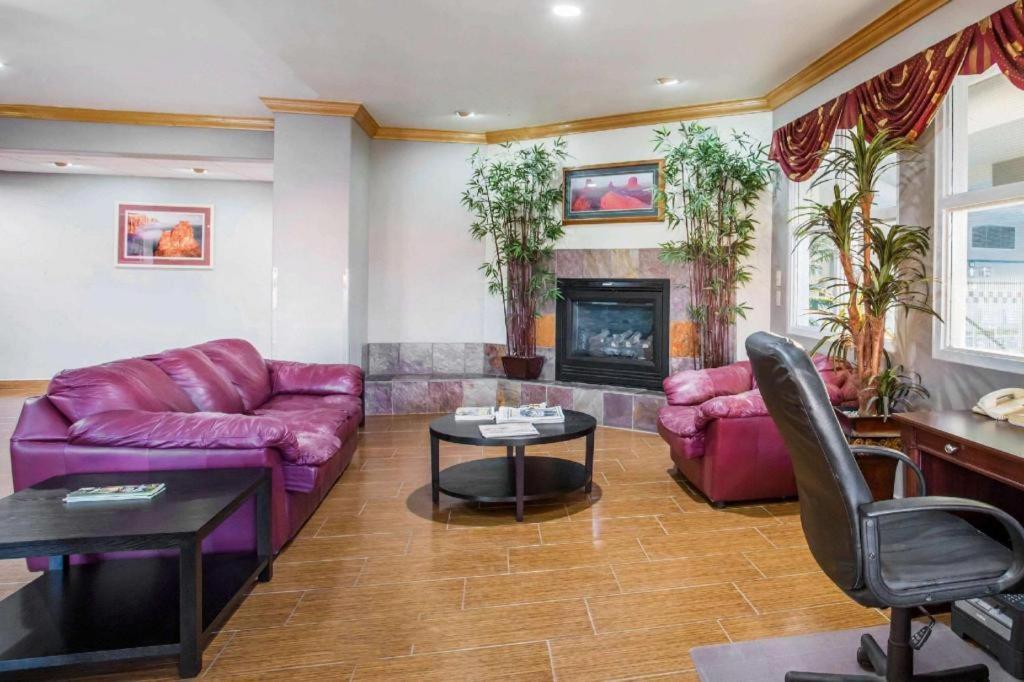Comfort Inn & Suites Fruita Bagian luar foto